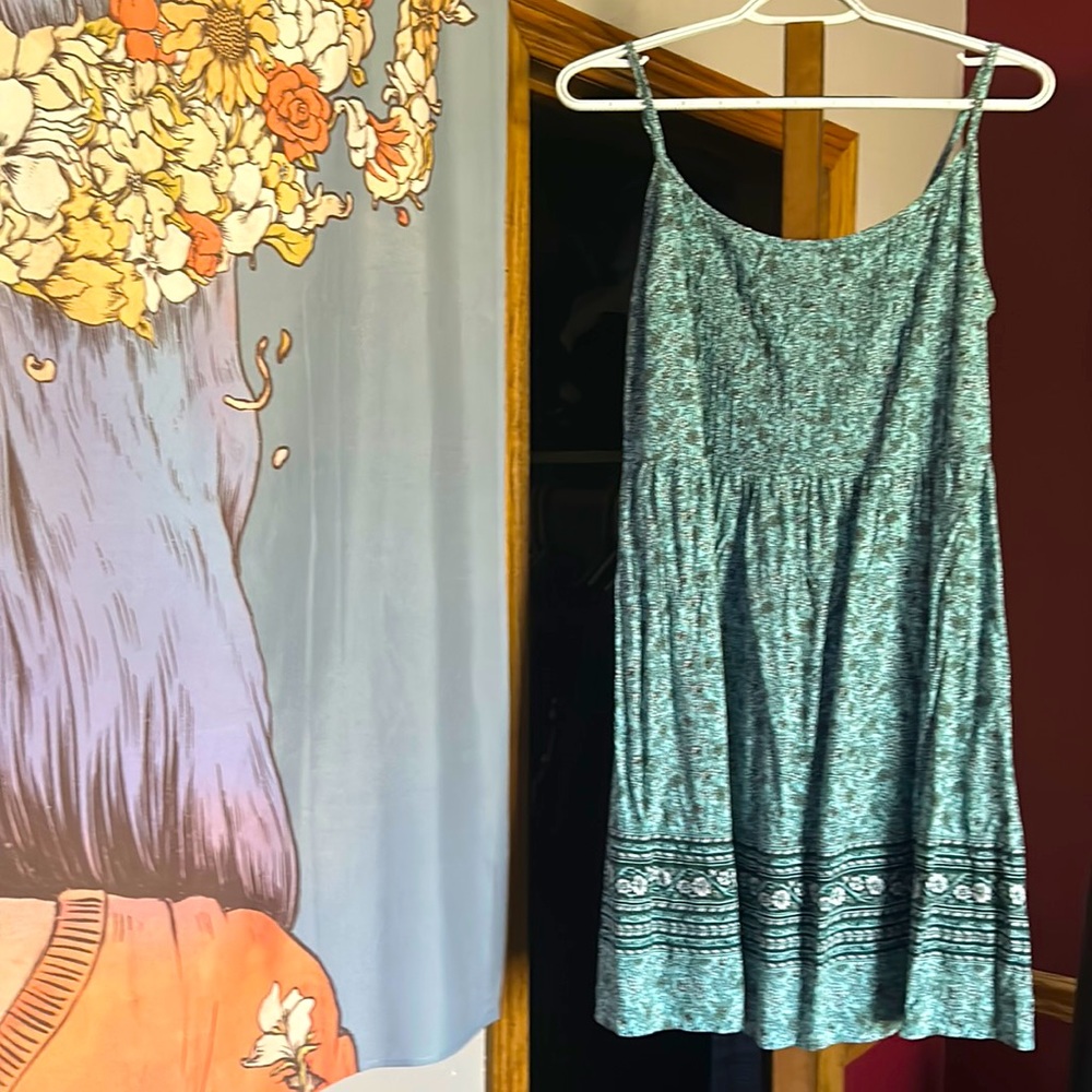 Spaghetti strap floral midi dress